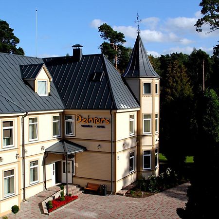 Dzintars Hotel Jūrkalne Buitenkant foto
